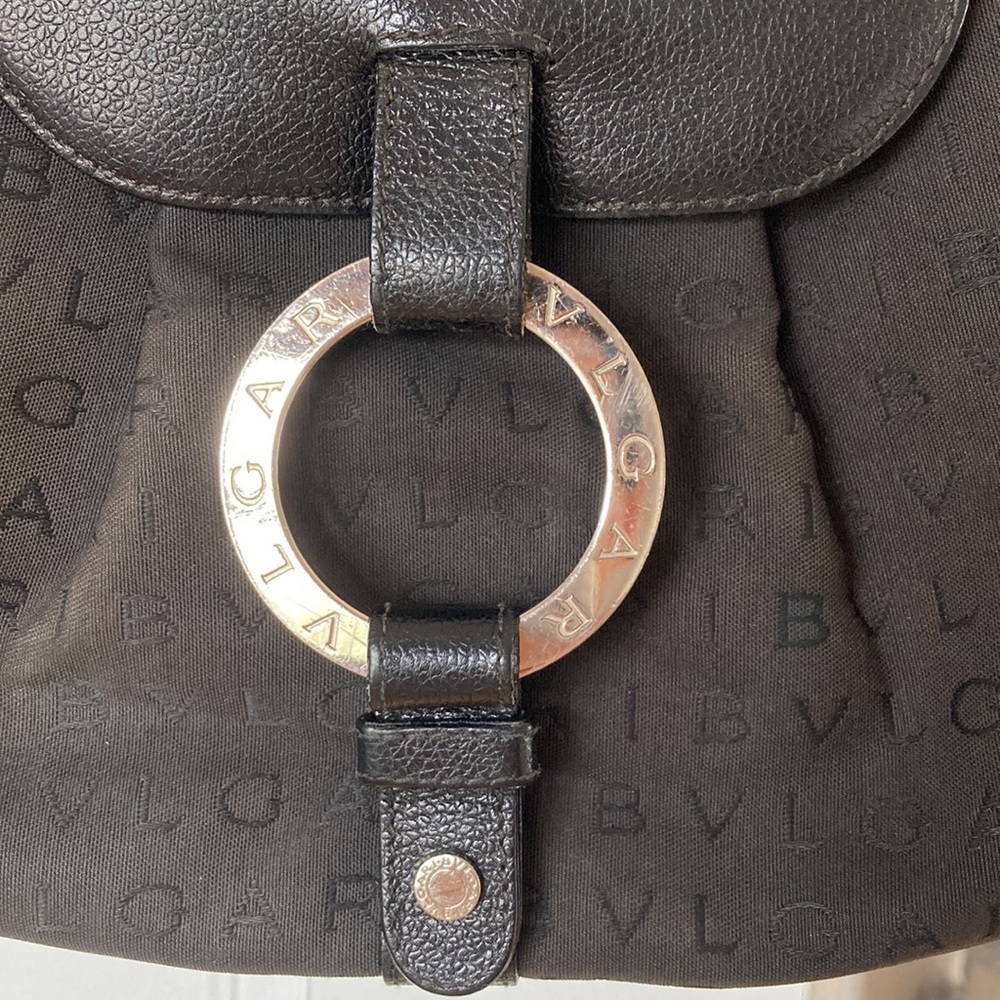 Bvlgari Authantic Black Crossbody Sling Bag with Silver Ring Accent - Picture 3 of 7